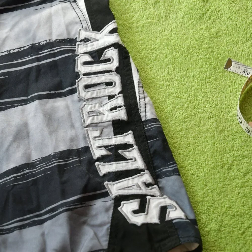 NWT - SALTrockCobain Stripe Boardshort Grey, Size L